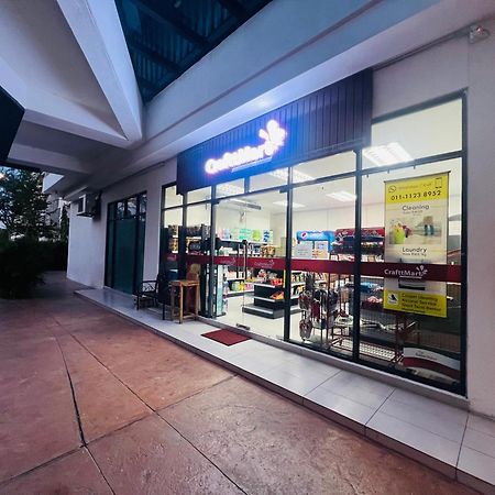 Reizz Residence By Elysium Kuala Lumpur Bagian luar foto