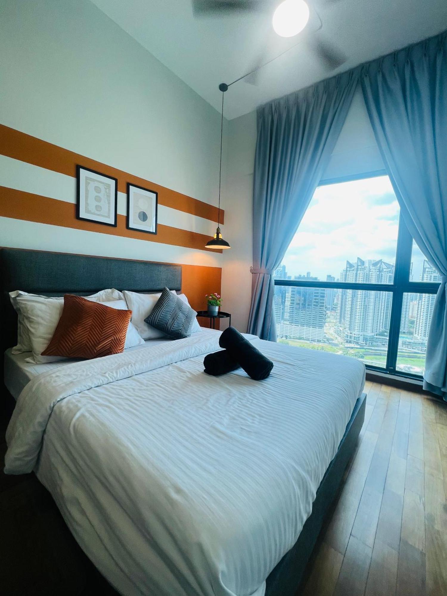 Reizz Residence By Elysium Kuala Lumpur Bagian luar foto